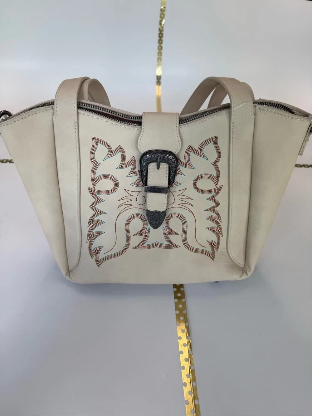 Wrangler Cream Western Tote Bag 🤠 Embroidered Boot Stitch + Silver Buckle